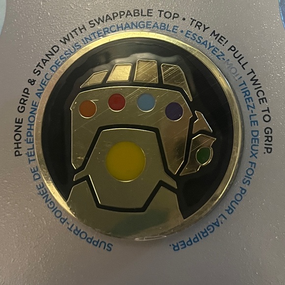 NWT Avengers Infinity Gauntlet Enamel marvel pop socket - Picture 1 of 2